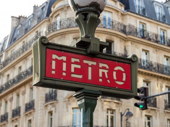 Paris Metro sign